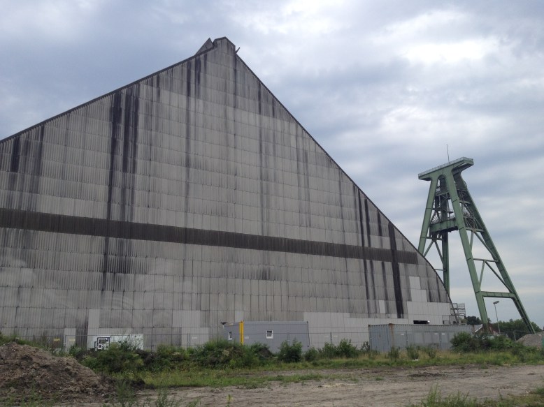 Complex Lohberg, menghal en mijnschacht, Dinslaken